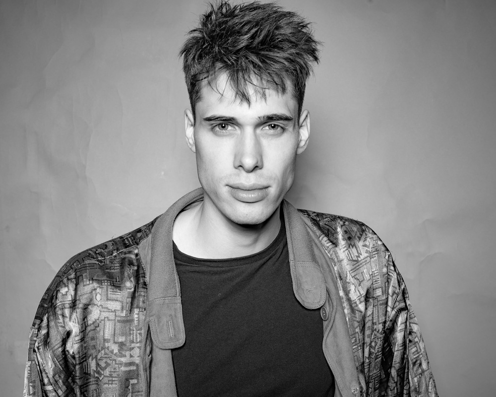 studio beauty fashion portrait